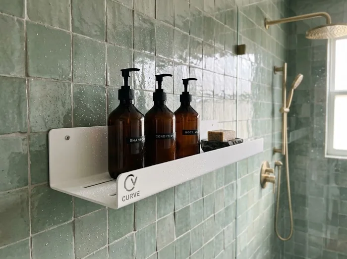 CURVE Banyo — Banyo rafı